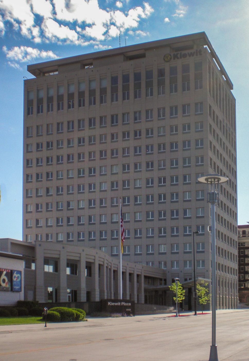 Kiewit Plaza in Omaha, headquarters of Berkshire Hathaway
