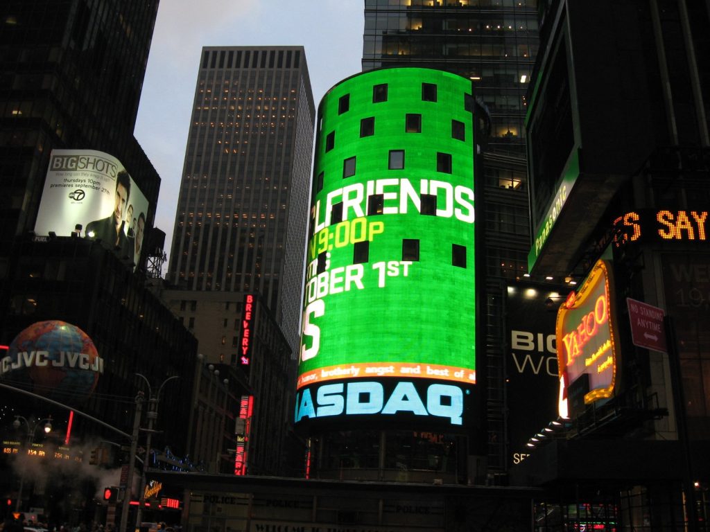 NASDAQ MarketSite Times Square — Symbolbild AI-Tech-Bewertung
